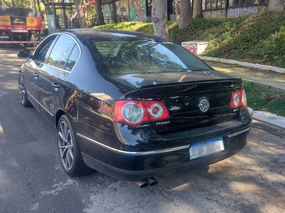 VOLKSWAGEN PASSAT 2.0 FSI COMFORTLINE 16V TURBO GASOLINA 4P TIPTRONIC VOLKSWAGEN PASSAT 2.0 FSI COMFORTLINE 16V TURBO GASOLINA 4P TIPTRONIC